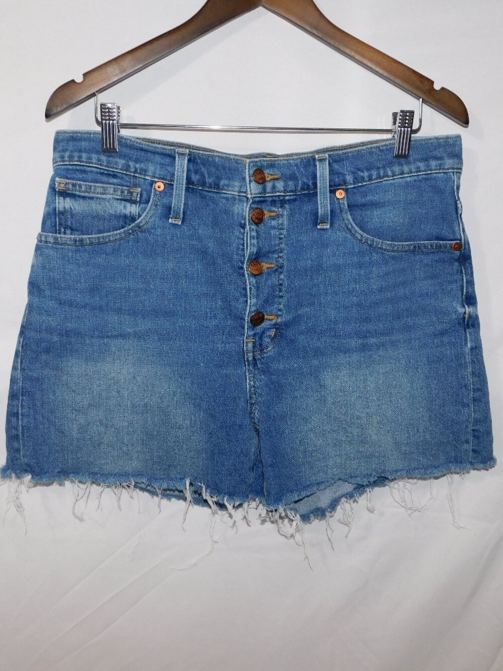 Madewell High Rise / Waisted Button Fly Blue Denim Jean Shorts Womens 30 Raw Hem